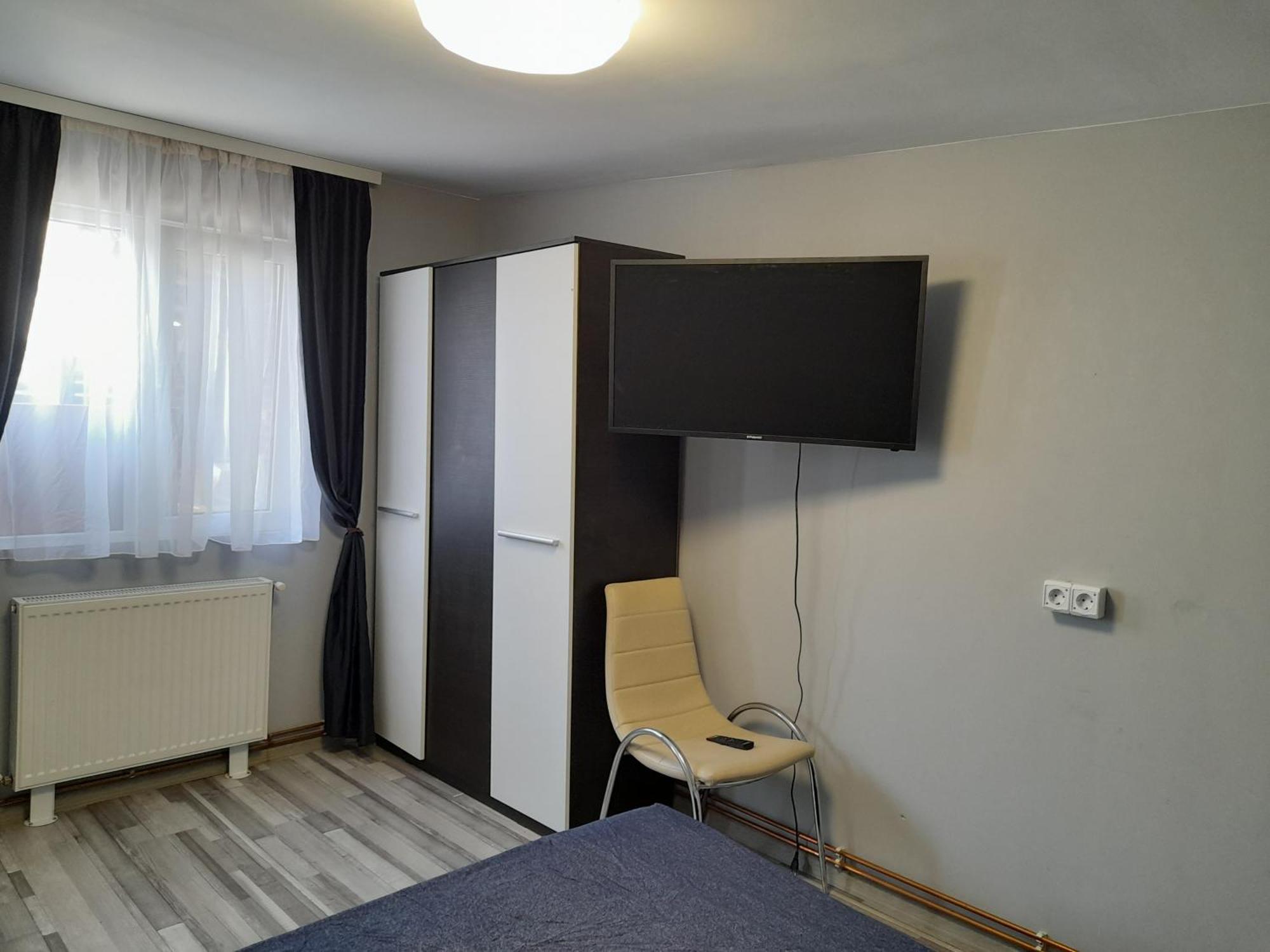 Garsoniera Sic Zona Terapia Zona Linistita La Casa Cu Parcare Apartment Клуж-Напока Екстериор снимка