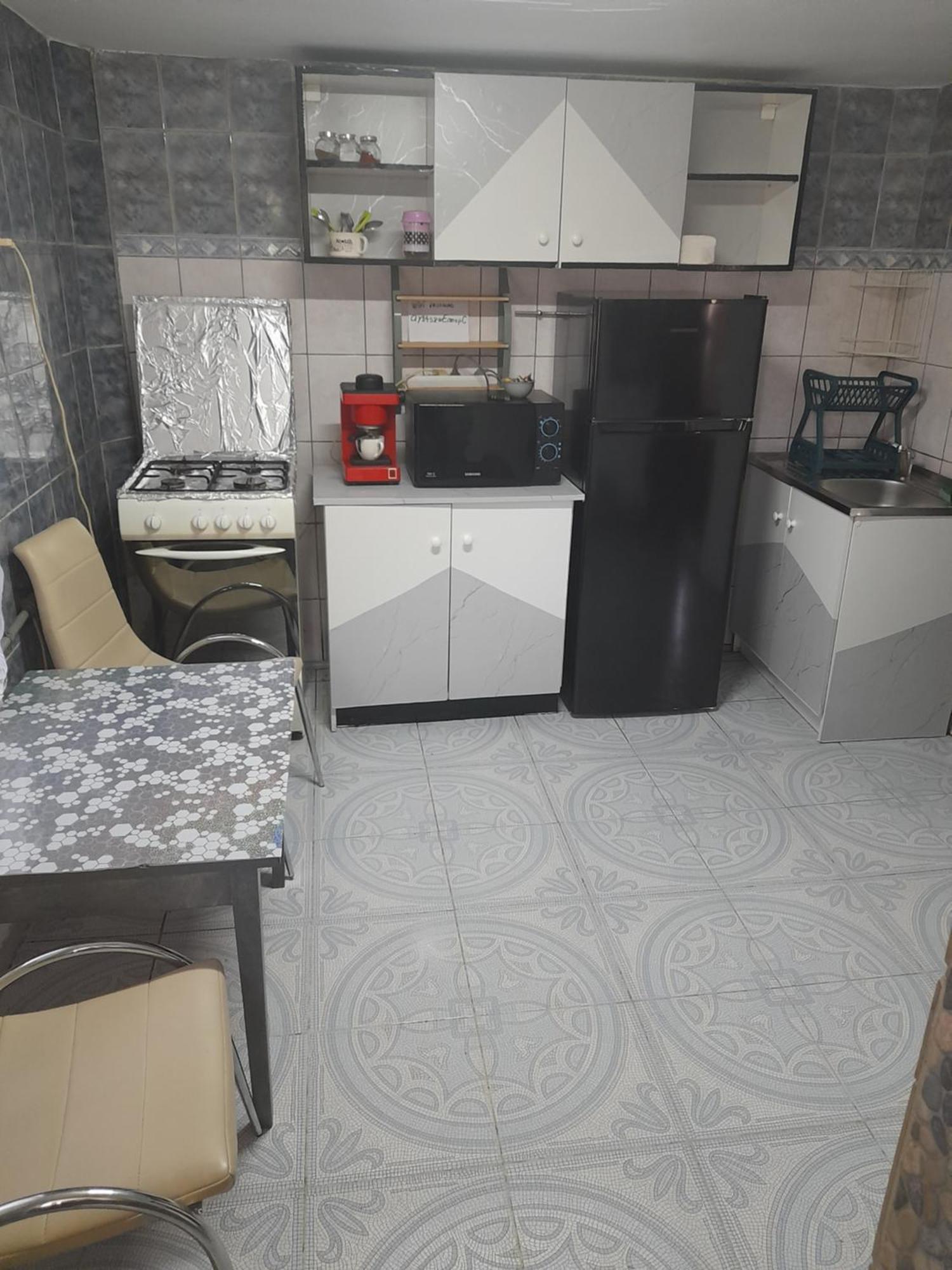 Garsoniera Sic Zona Terapia Zona Linistita La Casa Cu Parcare Apartment Клуж-Напока Екстериор снимка
