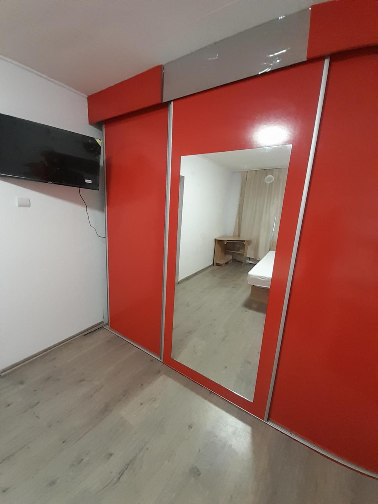 Garsoniera Sic Zona Terapia Zona Linistita La Casa Cu Parcare Apartment Клуж-Напока Екстериор снимка