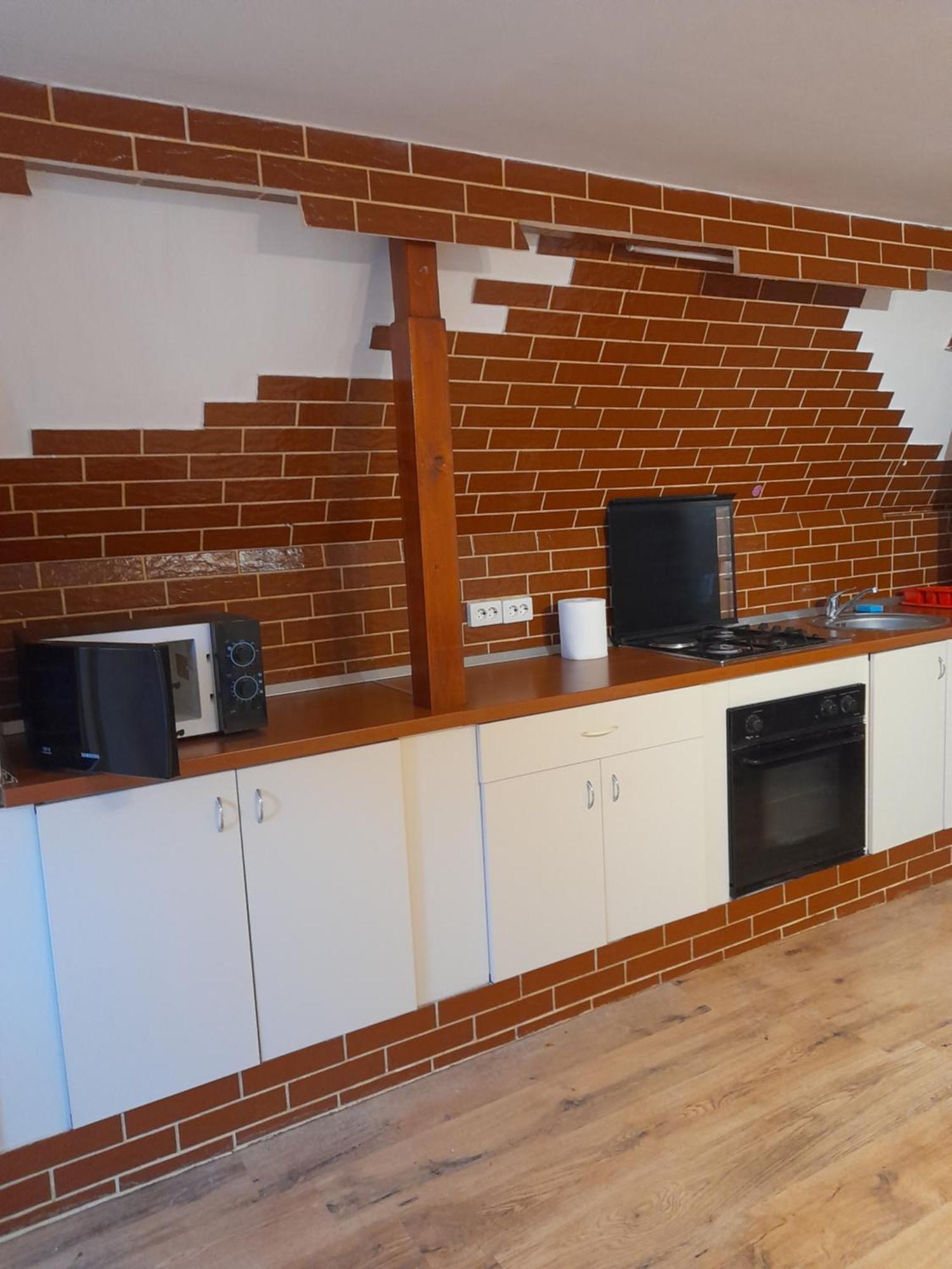 Garsoniera Sic Zona Terapia Zona Linistita La Casa Cu Parcare Apartment Клуж-Напока Екстериор снимка