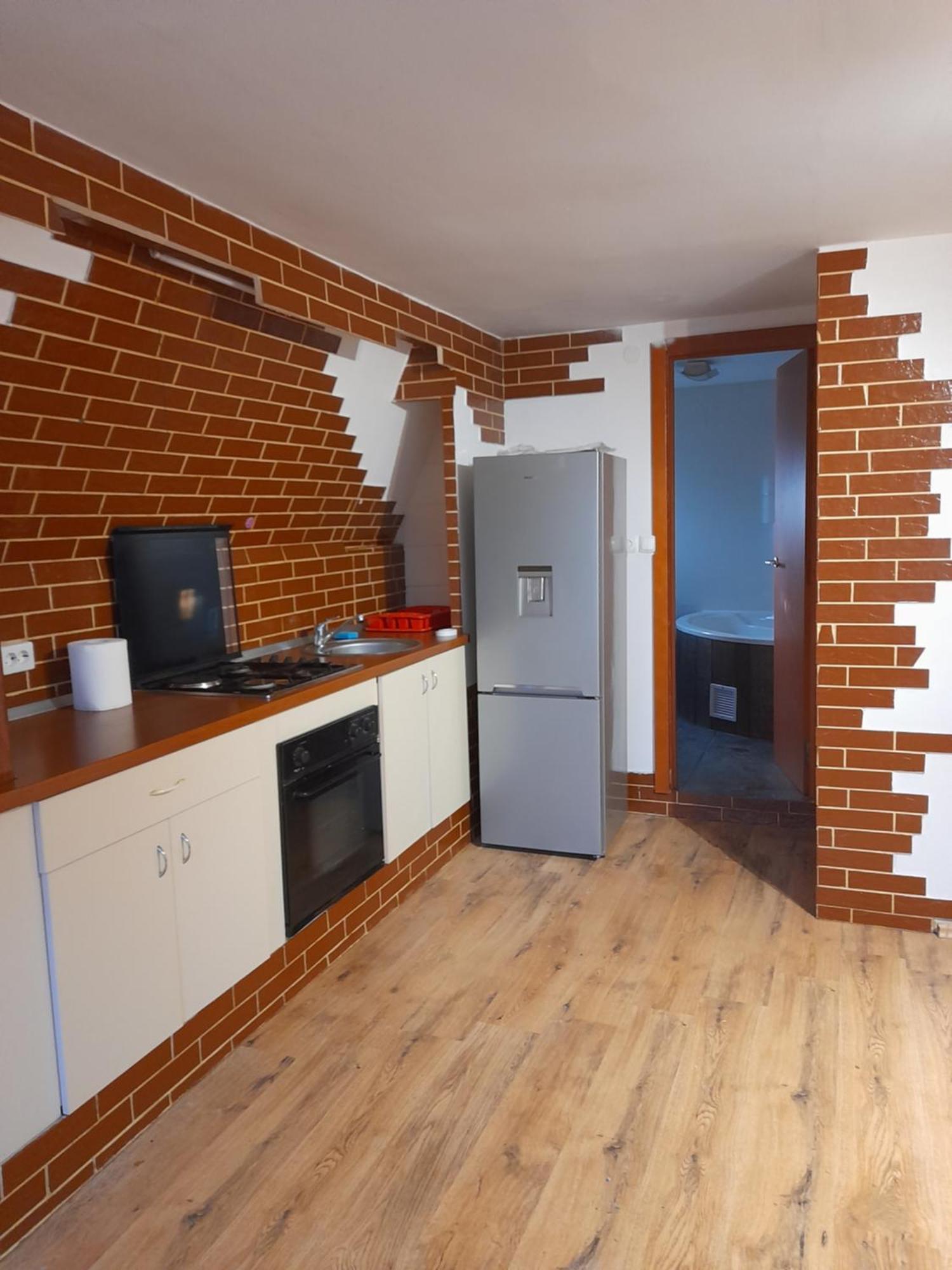 Garsoniera Sic Zona Terapia Zona Linistita La Casa Cu Parcare Apartment Клуж-Напока Екстериор снимка