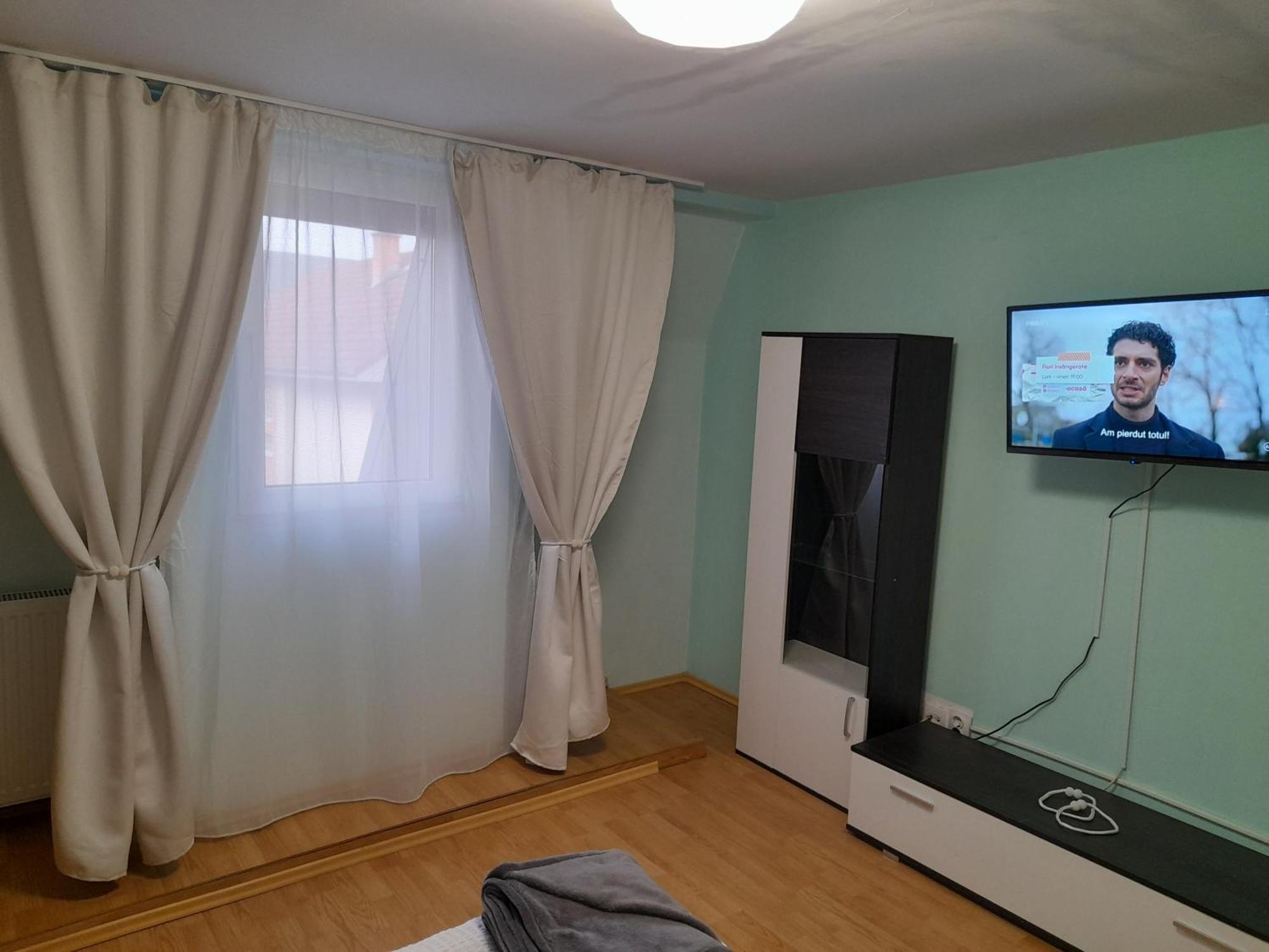Garsoniera Sic Zona Terapia Zona Linistita La Casa Cu Parcare Apartment Клуж-Напока Екстериор снимка