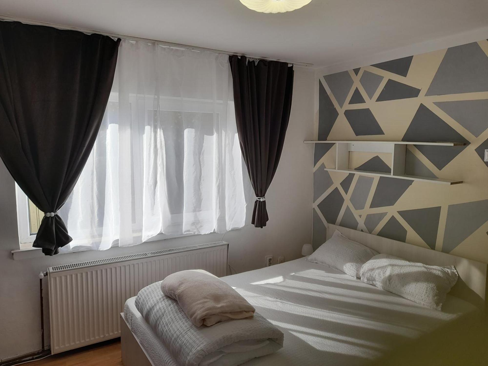Garsoniera Sic Zona Terapia Zona Linistita La Casa Cu Parcare Apartment Клуж-Напока Екстериор снимка