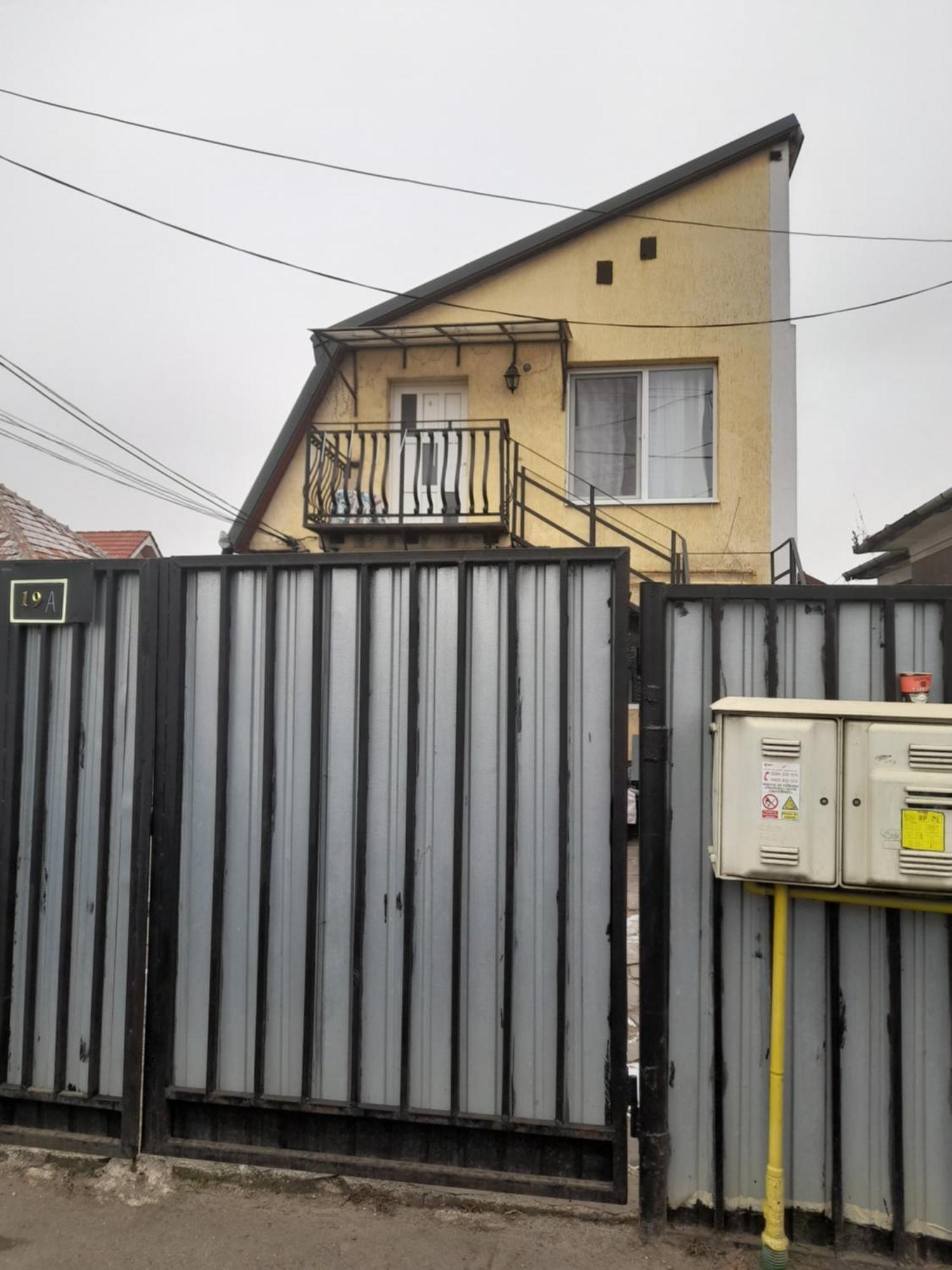 Garsoniera Sic Zona Terapia Zona Linistita La Casa Cu Parcare Apartment Клуж-Напока Екстериор снимка